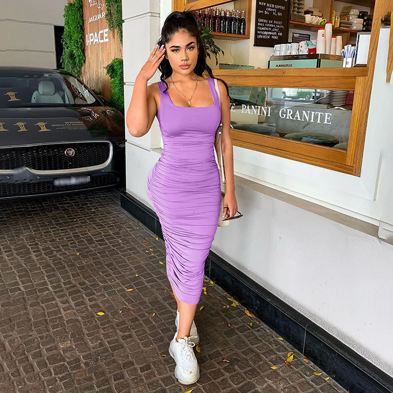 Sleeveless slim pleated dress