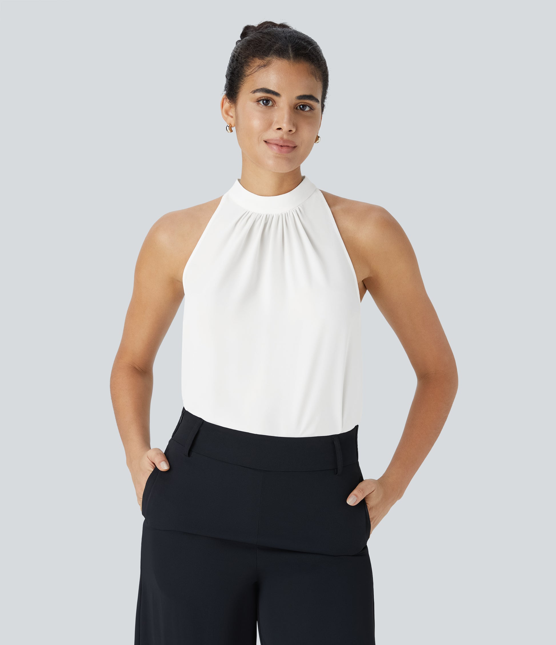 Women's Chic Keyhole Halter Sleeveless Blouse: Elegant Curved Hem Work Top