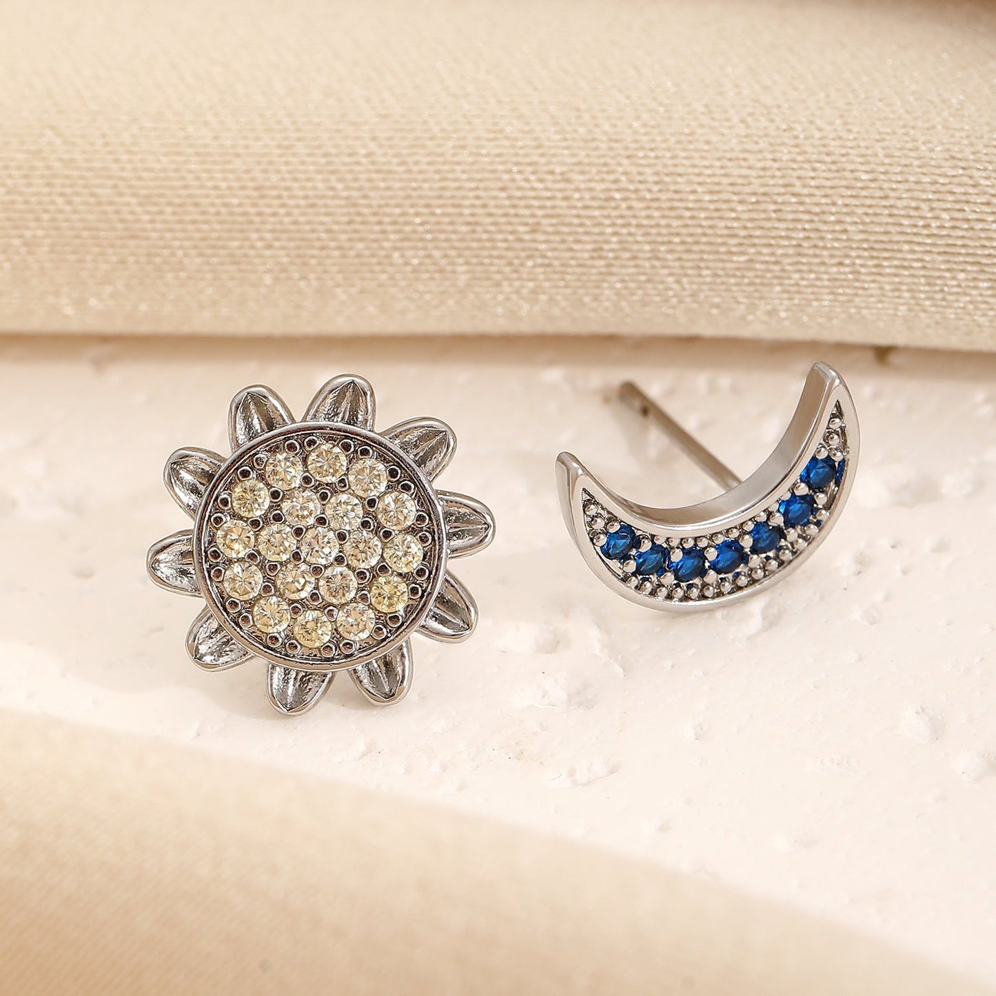 Sun And Moon Full Diamond Stainless 01
