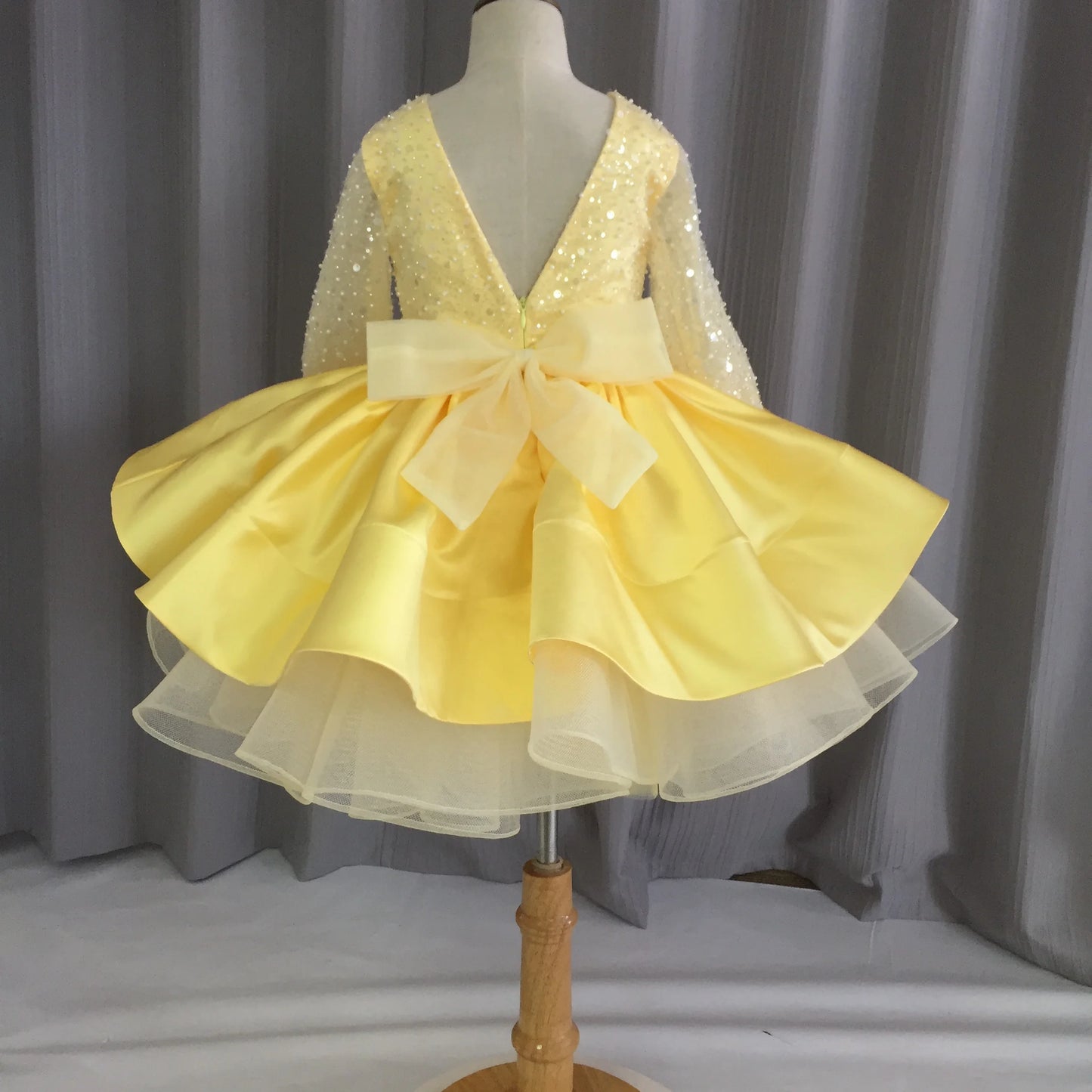 Long Sleeves New Style for Christmas 7 Years Old Lace Flower Girl Dresses