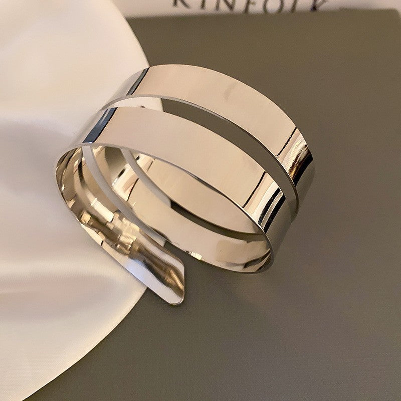 Women's European And American Open Arm All-match Exaggerated Bracelet