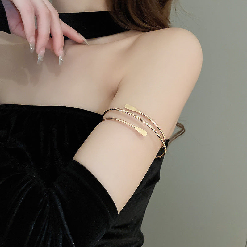 Women's European And American Open Arm All-match Exaggerated Bracelet
