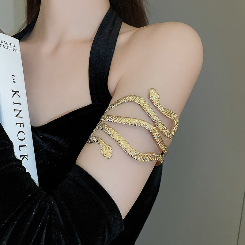 Women's European And American Open Arm All-match Exaggerated Bracelet