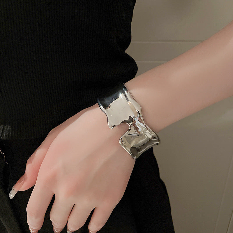 Women's European And American Open Arm All-match Exaggerated Bracelet