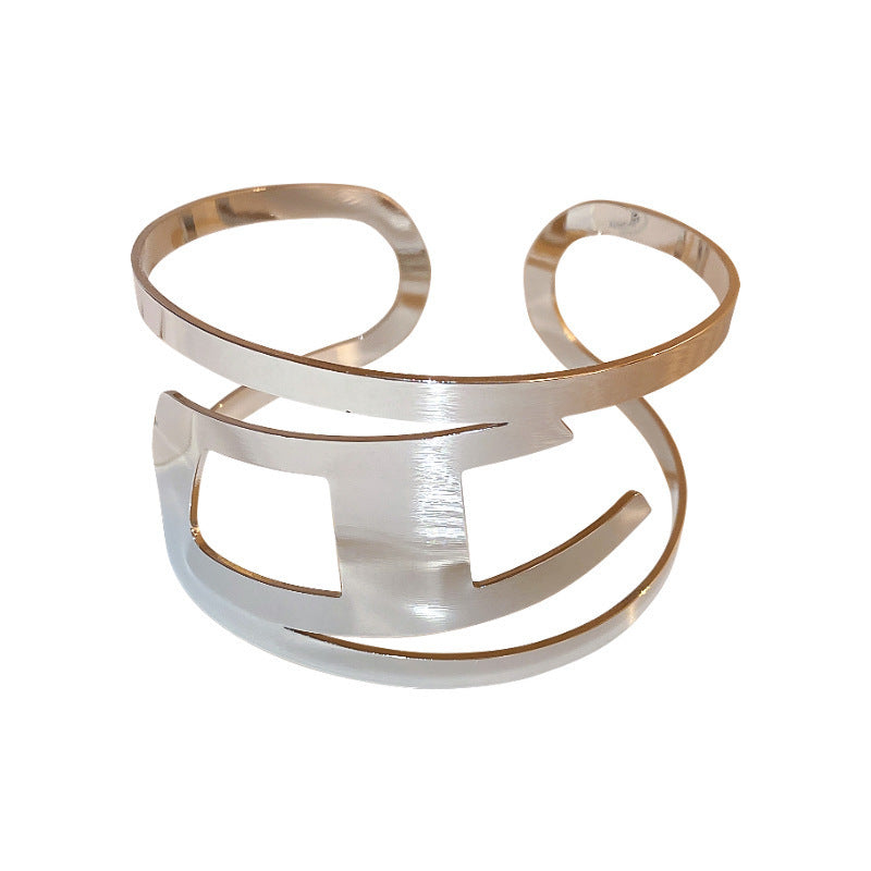 Women's European And American Open Arm All-match Exaggerated Bracelet