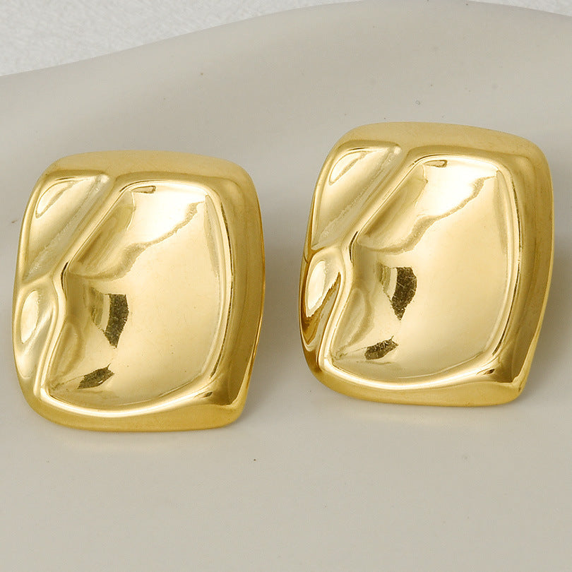Glazed Surface Ear Stud Women 05
